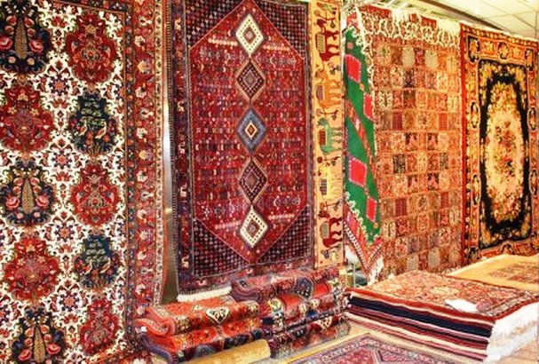 خریدار فرش دستباف دست دوم در میدان بهاران