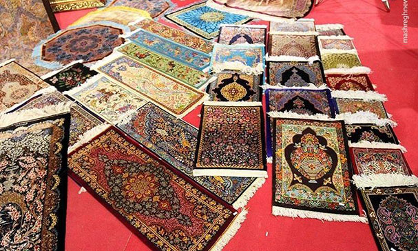 خریدار فرش دستباف دست دوم در میدان بهاران